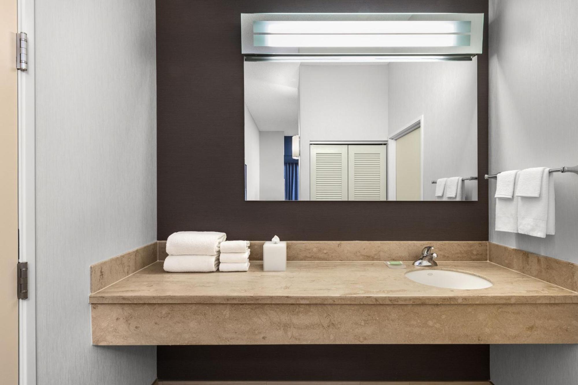 Hotel Courtyard By Marriott Anchorage Airport Extérieur photo